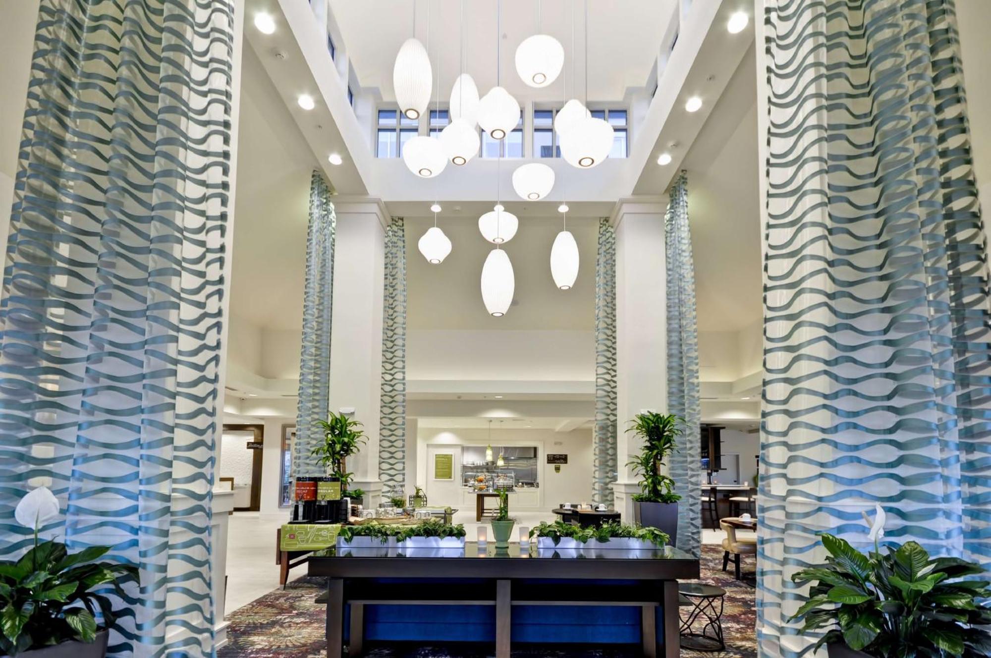 Hilton Garden Inn Detroit Troy Exterior foto